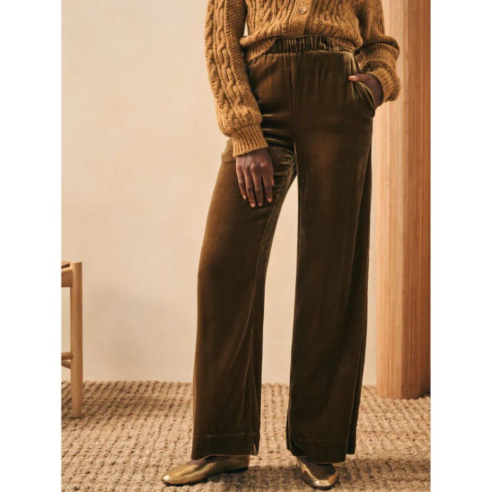 Faherty Stretch Silk Velvet Genevieve Pant Breen Gold NWT Size Medium Retro